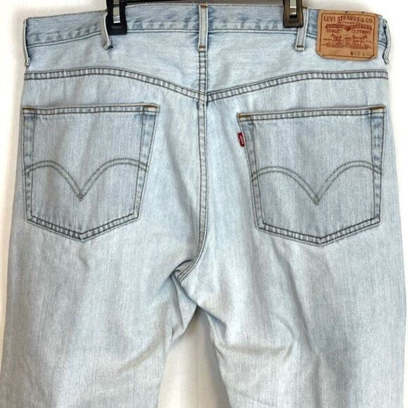 Levi's 505 Jeans Men's W40 L30 Blue Denim Regular Fit Straight Leg Light Wash - Picture 12 of 16